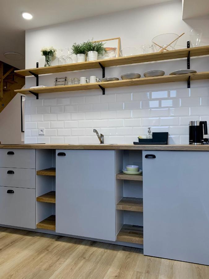 Apartament Pietrowy W Centrum Klodzka Z Darmowym Parkingiem Клодзько Екстер'єр фото